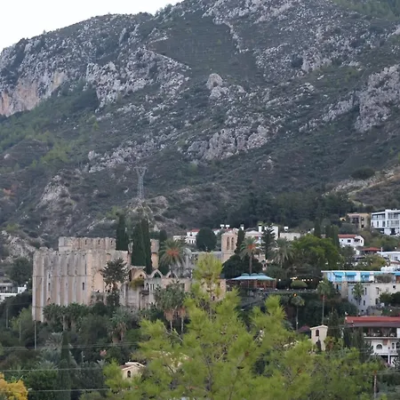 Otel Zone Bellapais Girne