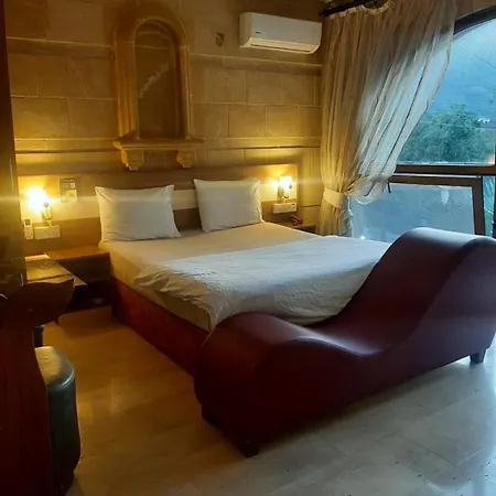 Otel Zone Bellapais Girne